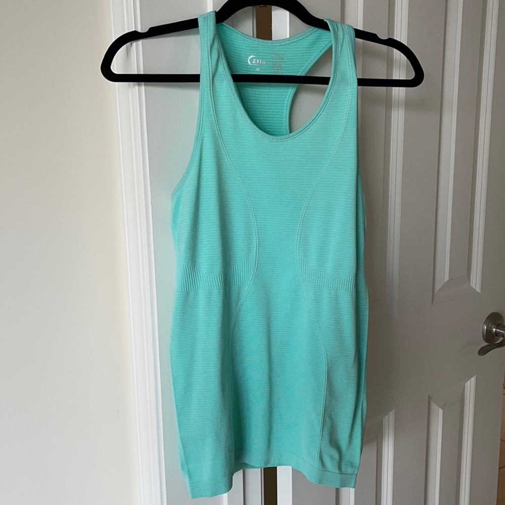 Zyia XS tank Aqua color